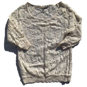 Eyeshadow women’s size small white cream colored floral laced long sleeve shirt